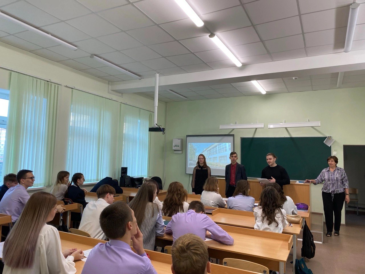 С 16 по 20 октября 2023 года были проведены профориентационные мероприятия в МБОУ СОШ 56 г. Пензы, МБОУ СОШ 78 г. Пензы, МБОУ СОШ 71 г. Пензы с учащимися 9-11 классов